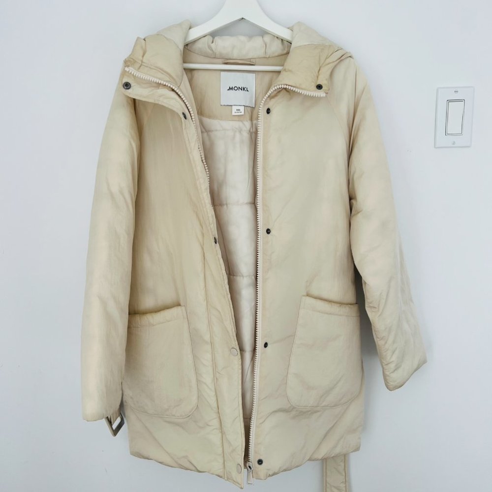 Monki - Oversized belted puffer